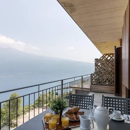 شقة Albergo Diffuso - Le Scuole Con Vista Lago *