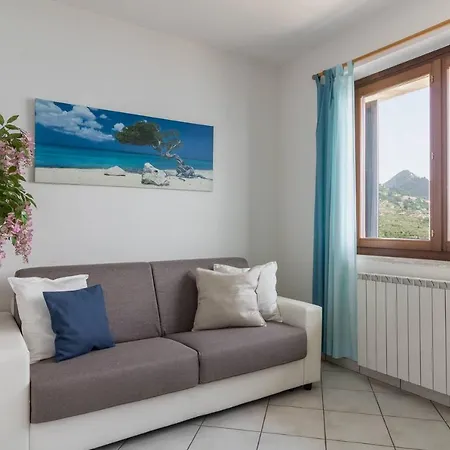 Albergo Diffuso - Le Scuole Con Vista Lago شقة *