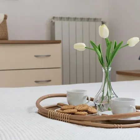 Albergo Diffuso - Le Scuole Con Vista Lago