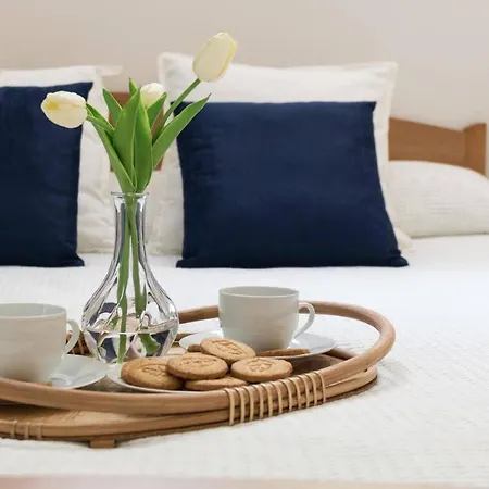 Albergo Diffuso - Le Scuole Con Vista Lago *