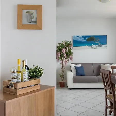 شقة Albergo Diffuso - Le Scuole Con Vista Lago تينيالي