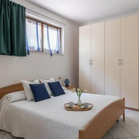 شقة Albergo Diffuso - Le Scuole Con Vista Lago تينيالي