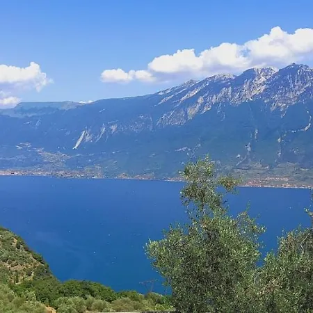 Albergo Diffuso - Le Scuole Con Vista Lago * تينيالي